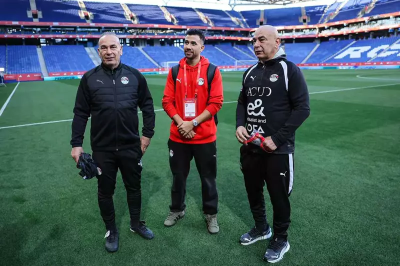 علم الفراعنة على مقاعد البدلاء.. ملعب إسبانيول يتزين قبل مواجهة مصر وإسبانيا (صور) 